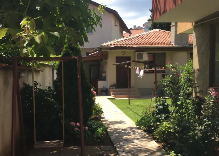 Chervenkov 2* Csernomorec